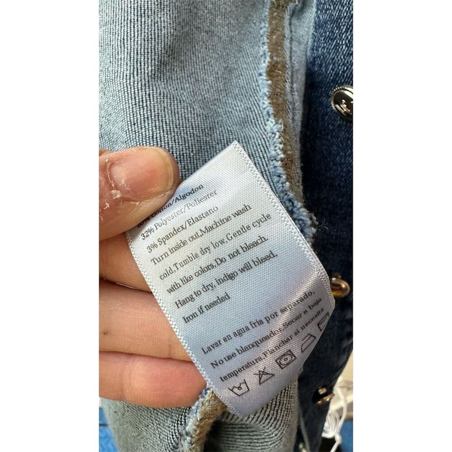 1451. Nina Rossi Women's Blue Embellished Denim jacket Size S