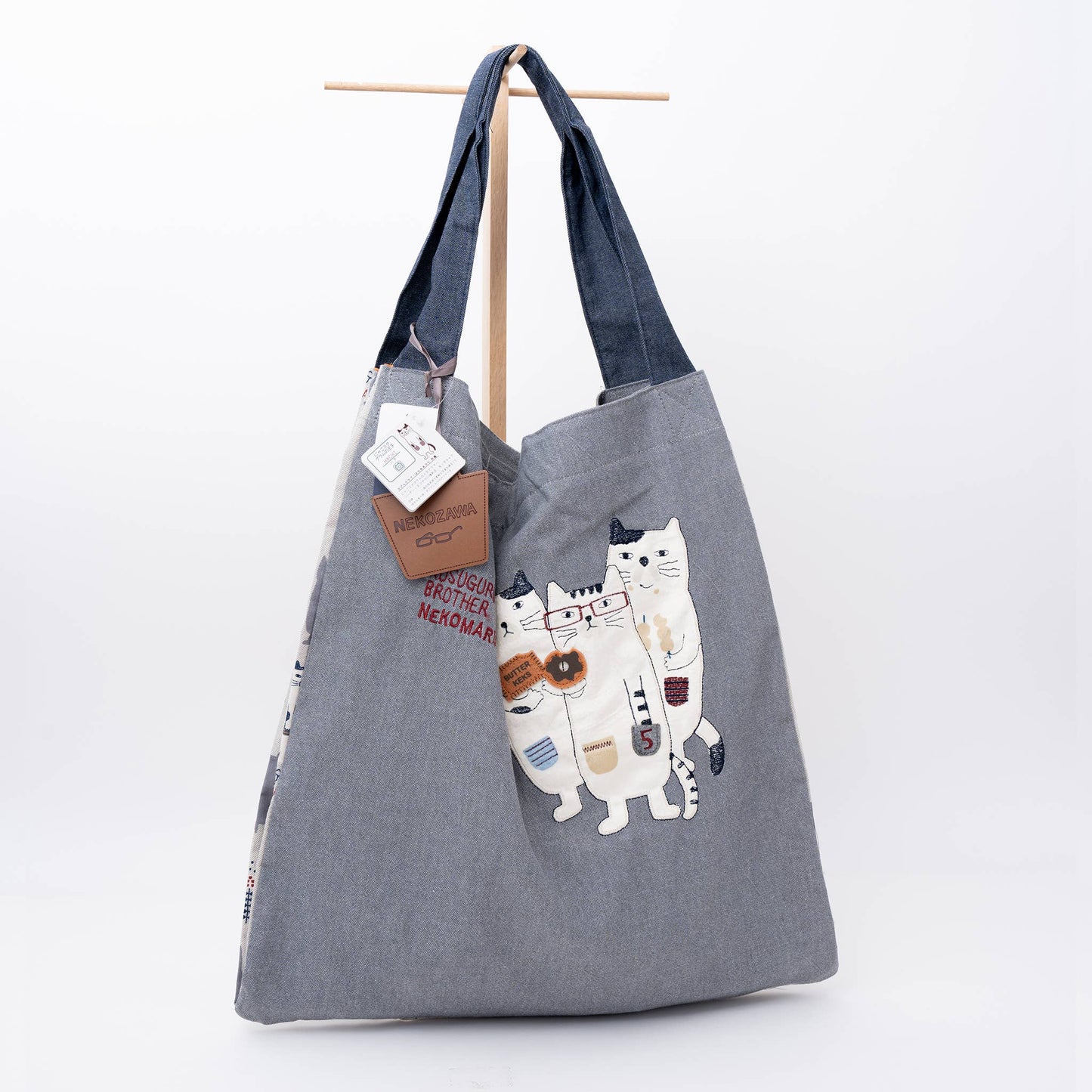 Kusuguru Japan Three Cats Embroidered Large Tote Bag - Gray