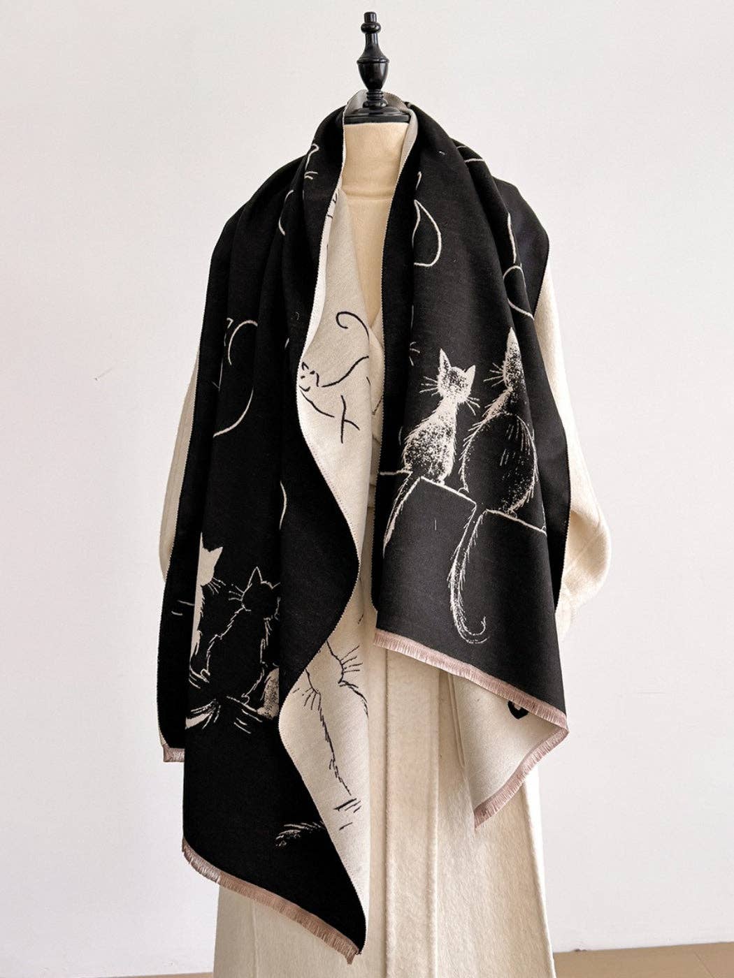 Scarvii – Cute Cat Pattern Winter Scarf & Shawl