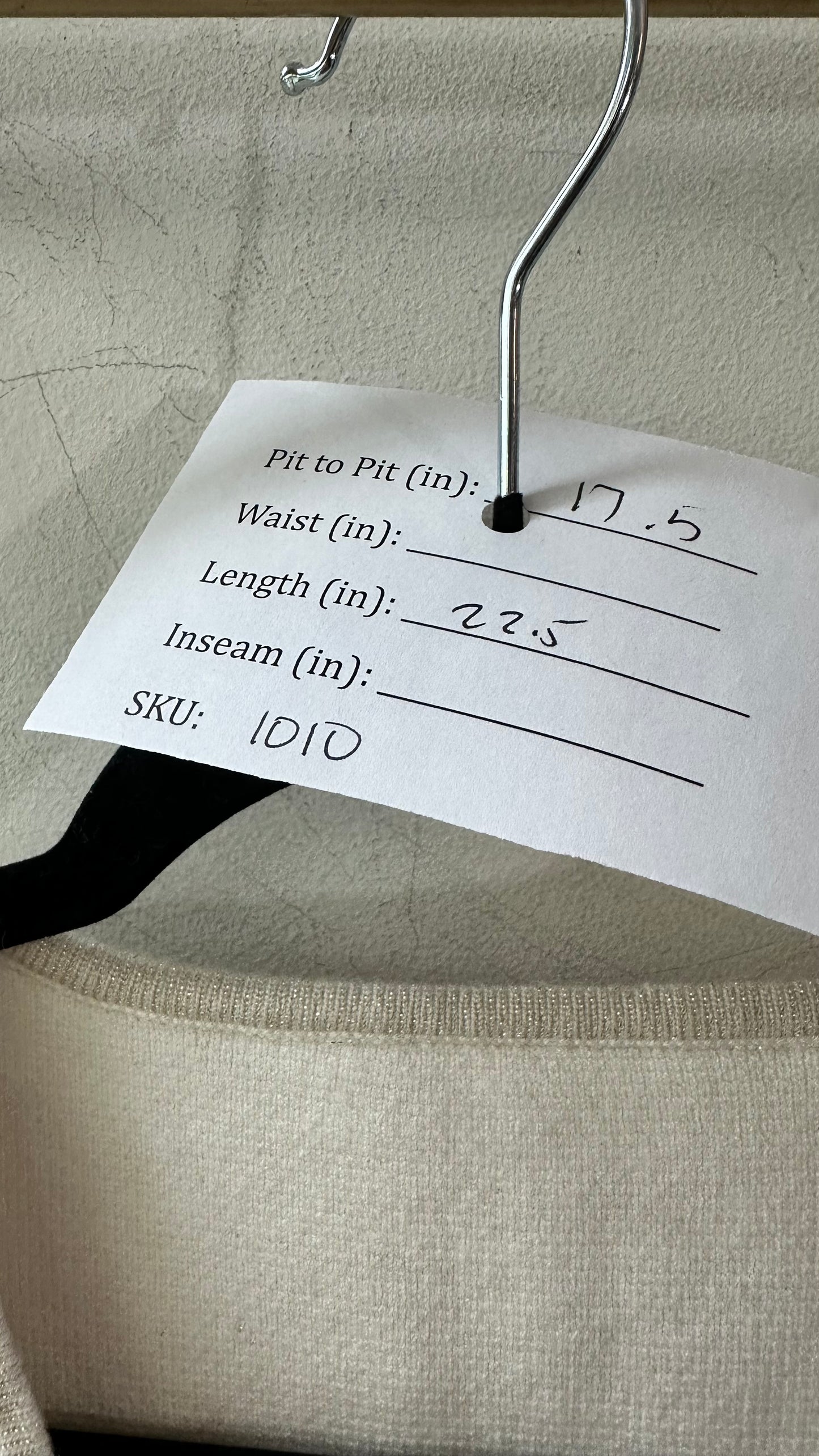 GOLD BUTTON DETAIL vest