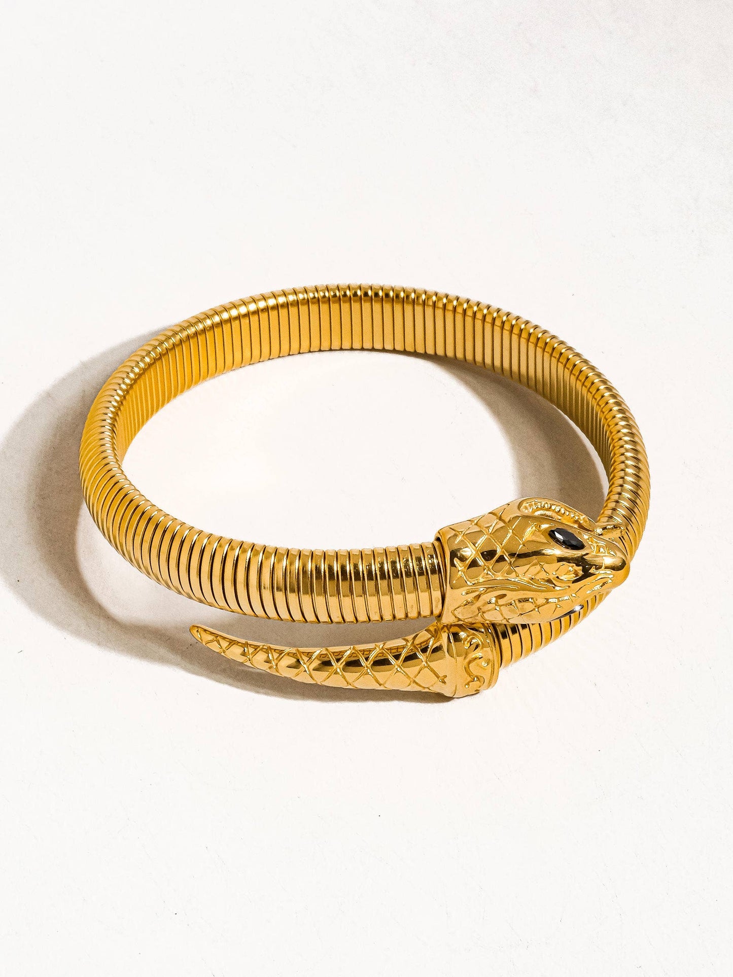 Paix 18K Gold Non-Tarnish Serpent Bangle