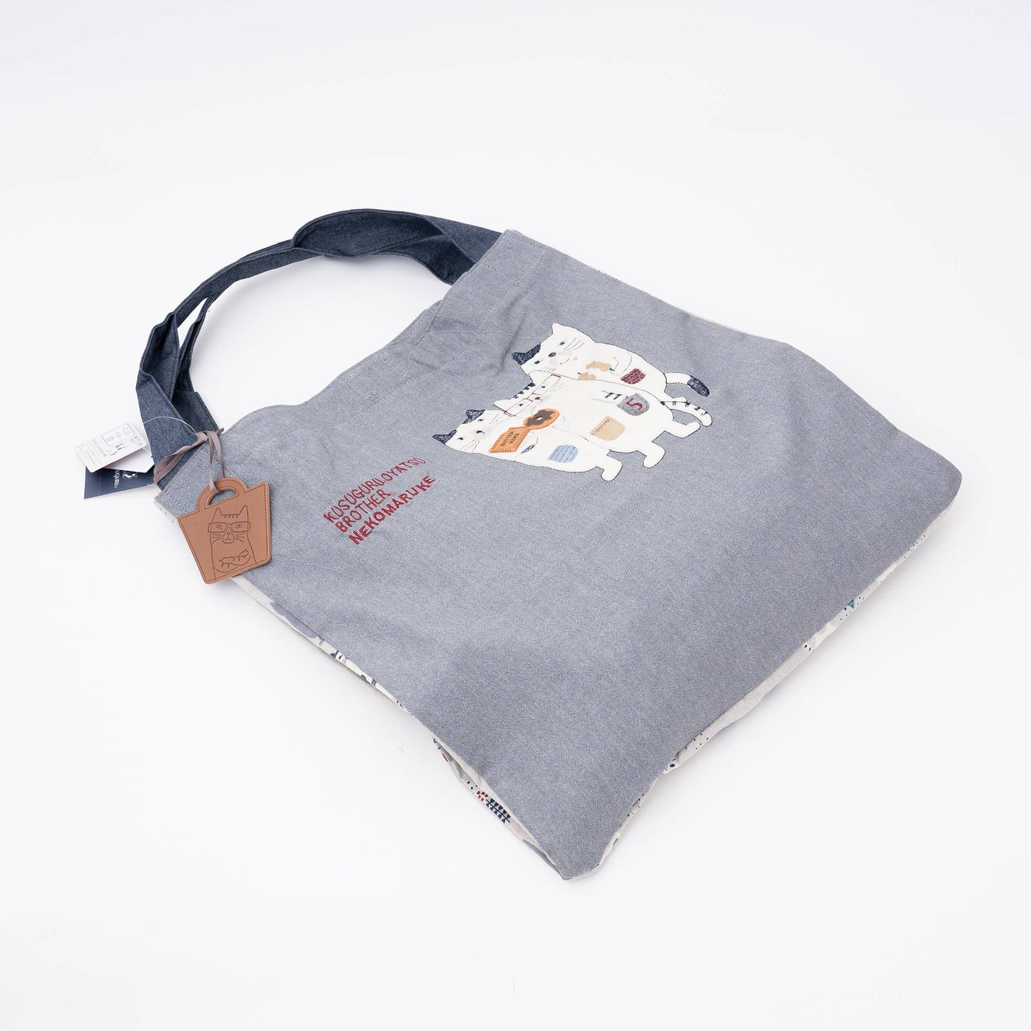 Kusuguru Japan Three Cats Embroidered Large Tote Bag - Gray