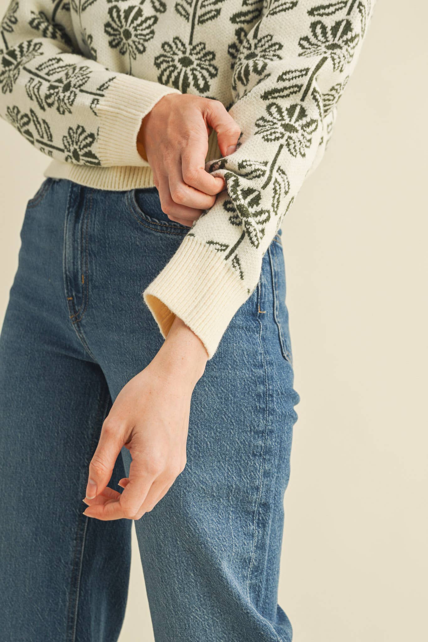 FLORAL PATTERN KNIT SWEATER MSW1336