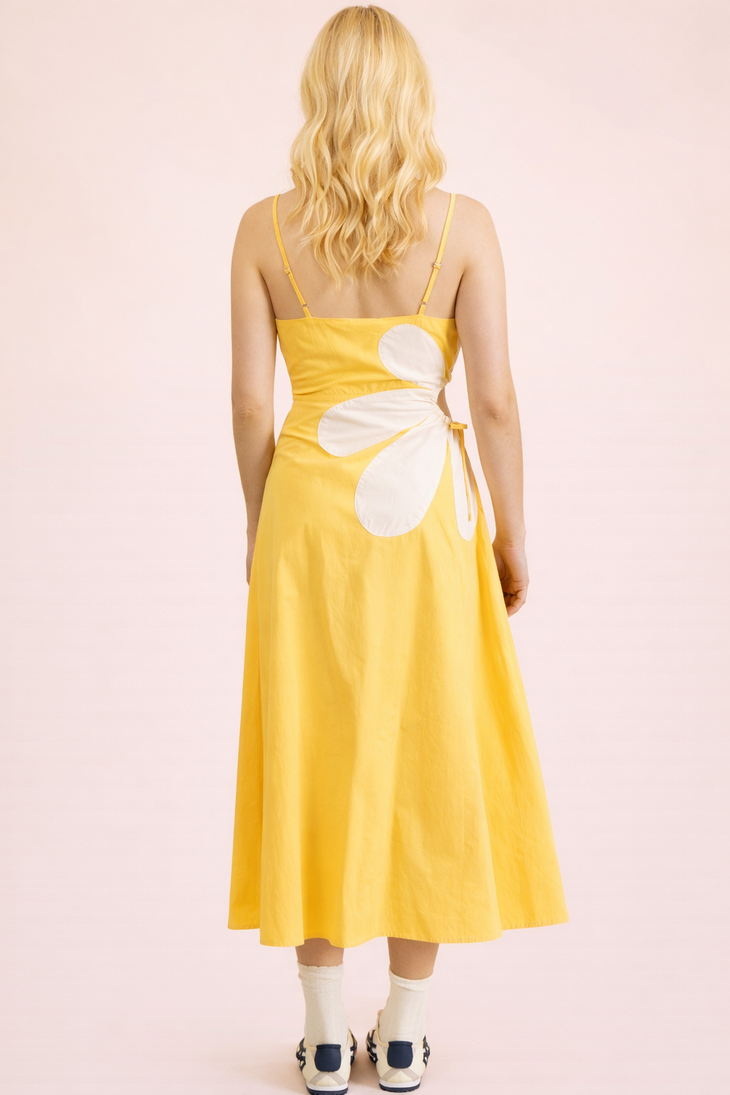ND32114-Side Cutout Floral Detail Resort Midi Dress