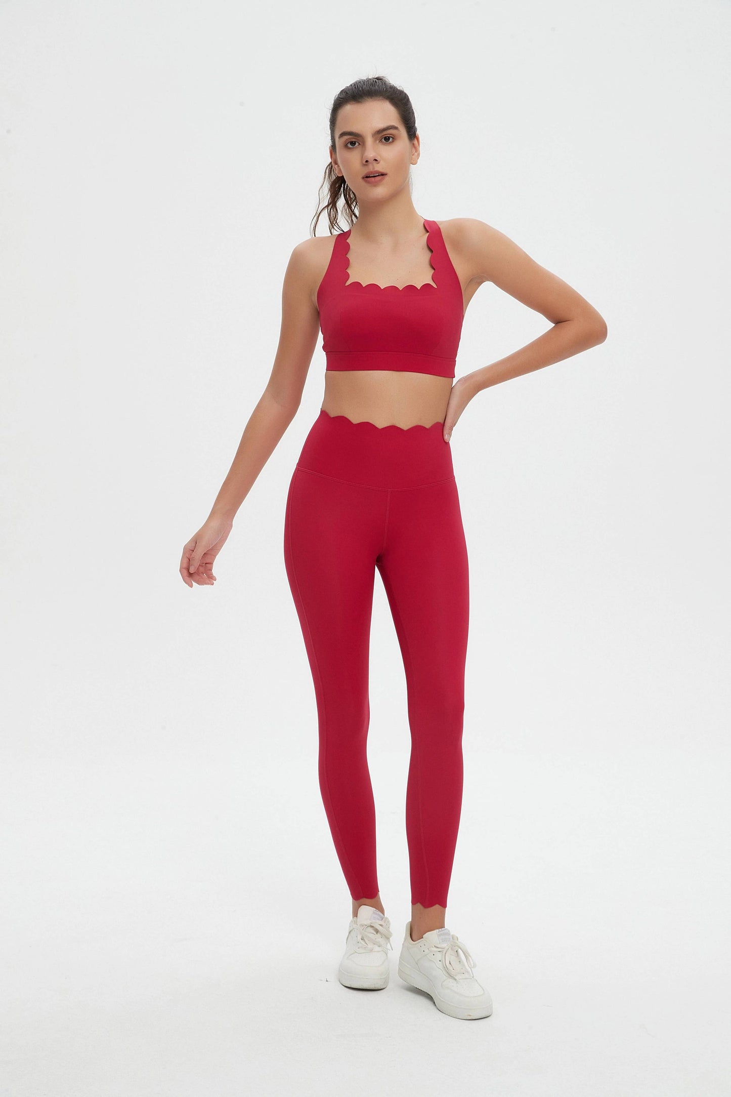 Sylvie Lycra® Scallop Sports Bra & Leggings Set