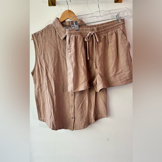 Double Zero, Tan Button Front Top and Shorts Set, Size S | 0700. NWOT