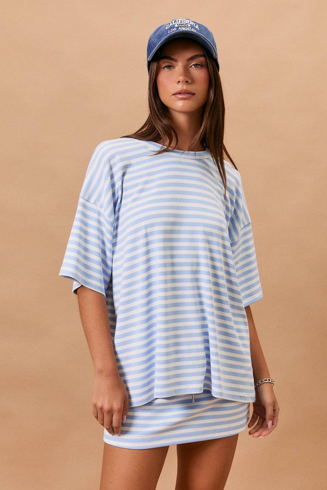 SHORT SLEEVE ROUND NECK OVERSIZED STRIPE T-SHIRT