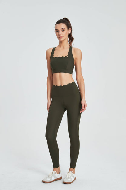Sylvie Lycra® Scallop Sports Bra & Leggings Set