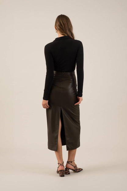 SOLID COLLARED LONG SLEEVE BODYSUIT