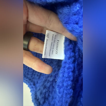 1330. Royal Blue Chunky Knit Button Front Vest, Size L