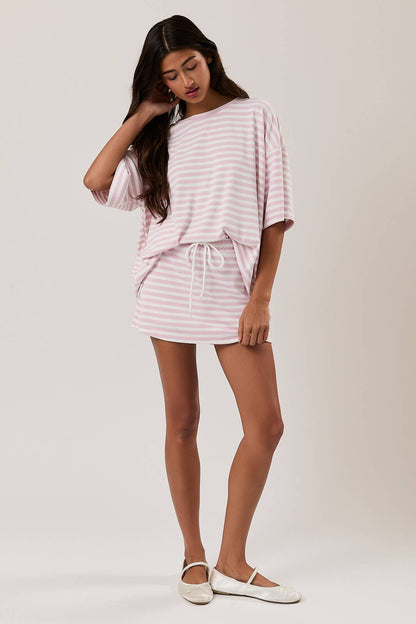 SHORT SLEEVE ROUND NECK OVERSIZED STRIPE T-SHIRT