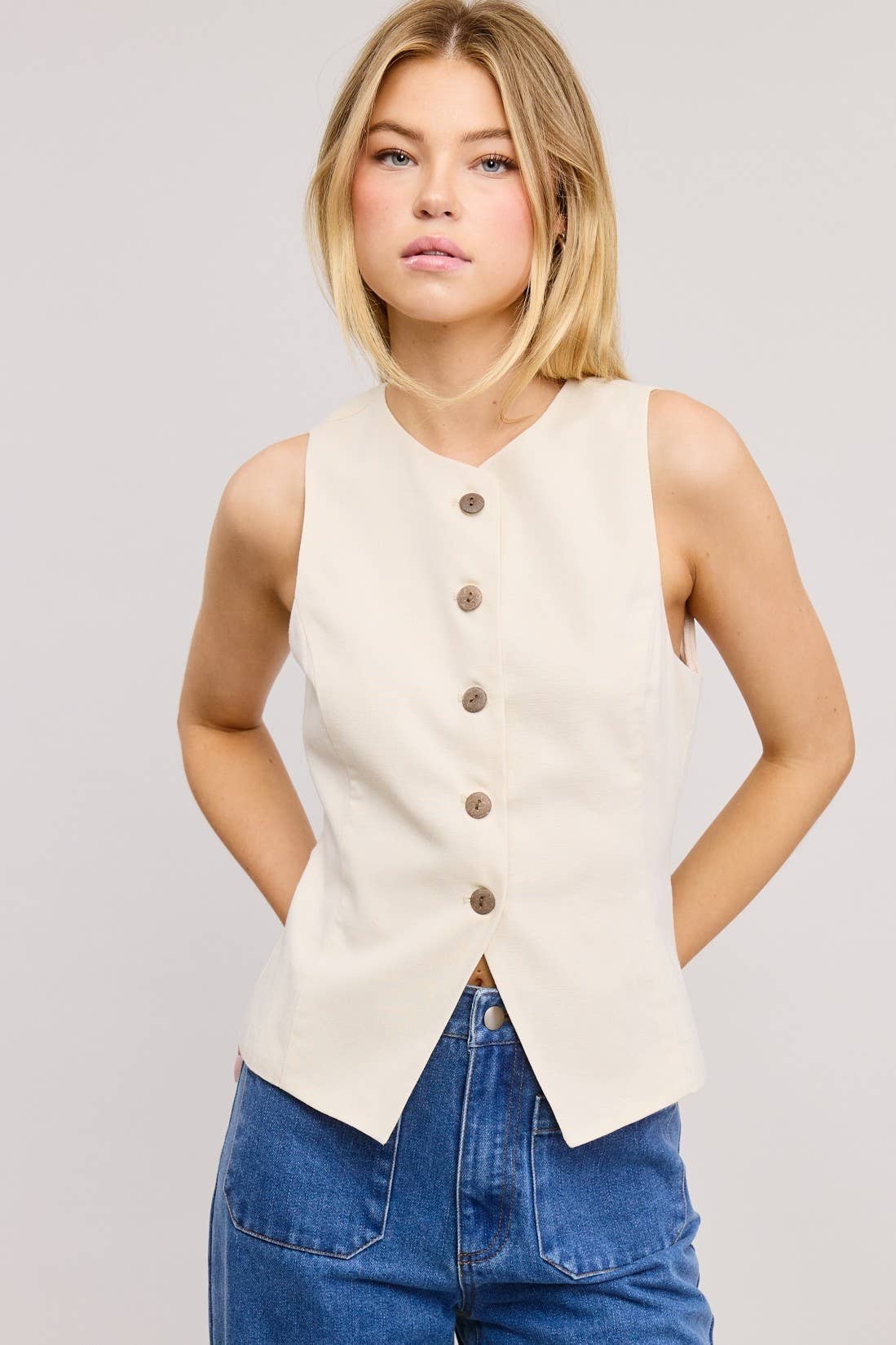 Open-Pack Button Down Sleeveless Round Neck Waistcoat Vest