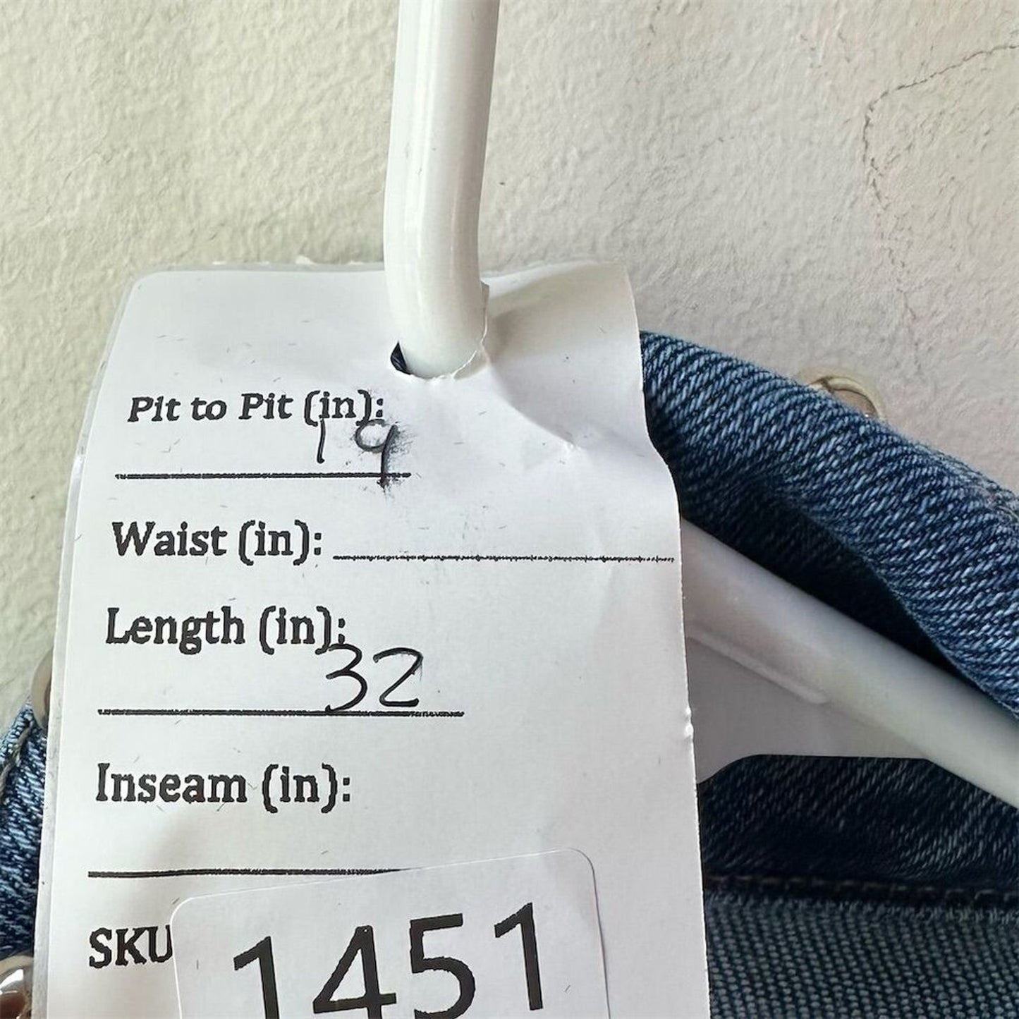 1451. Nina Rossi Women's Blue Embellished Denim jacket Size S