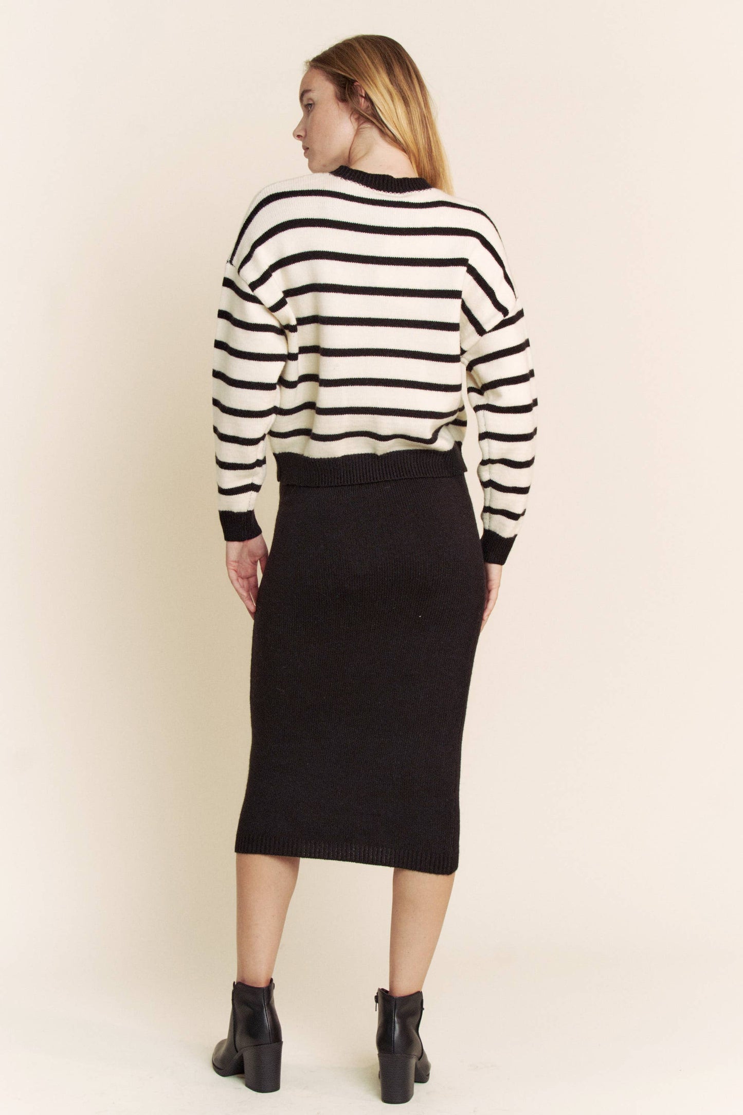 STRIPE SWEATER TOP WITH SOLID SKIRT SWEATER SET
