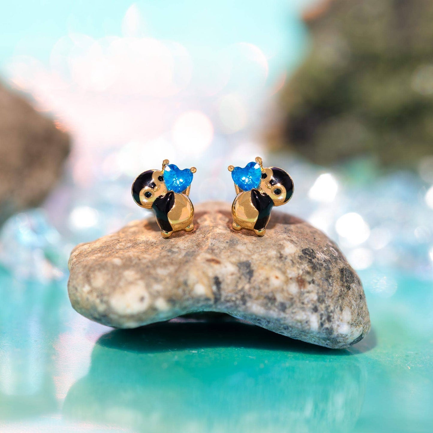 Penguin Crush Studs