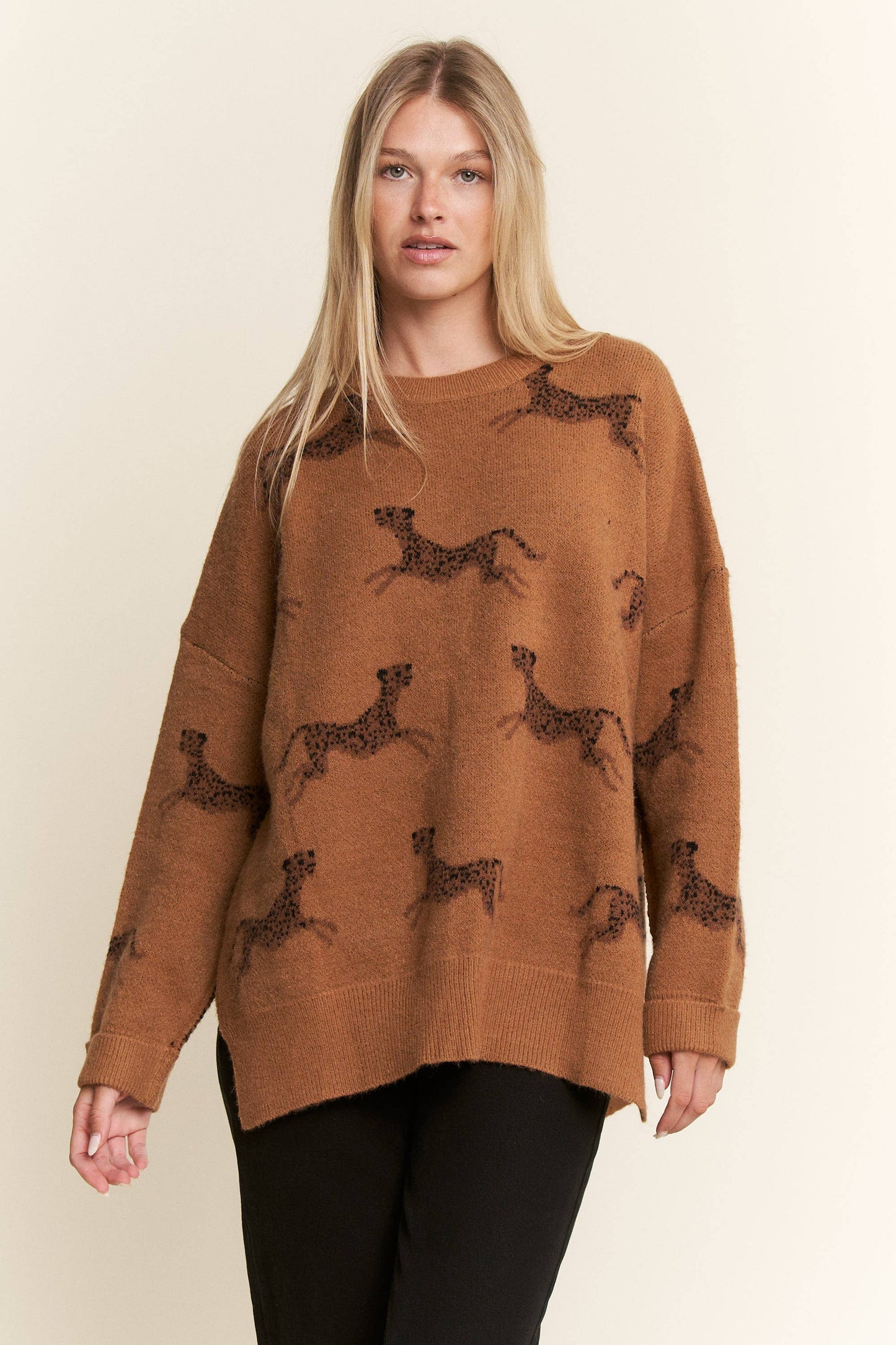 CHEETAH DESIGN KNIT SWEATER