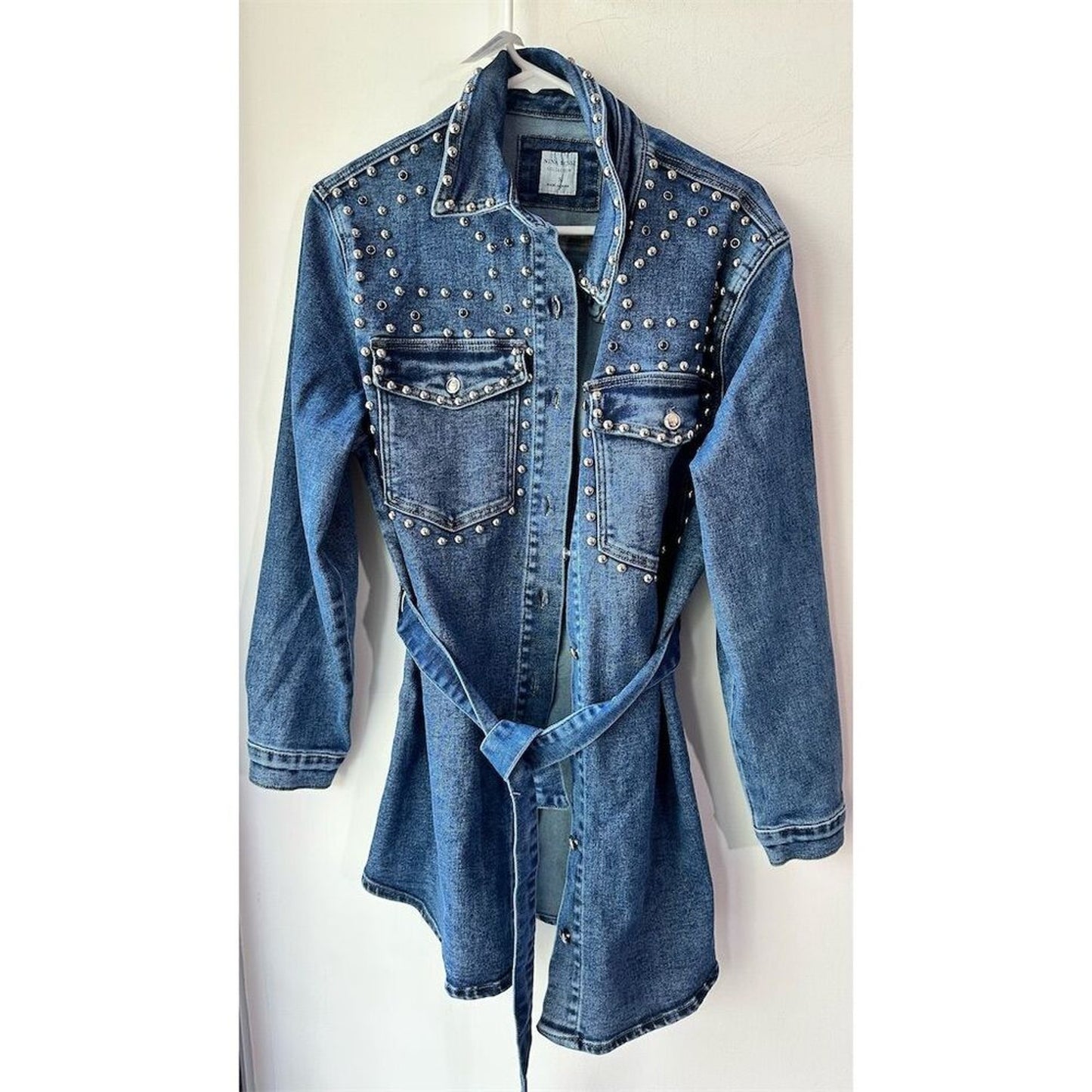 1451. Nina Rossi Women's Blue Embellished Denim jacket Size S