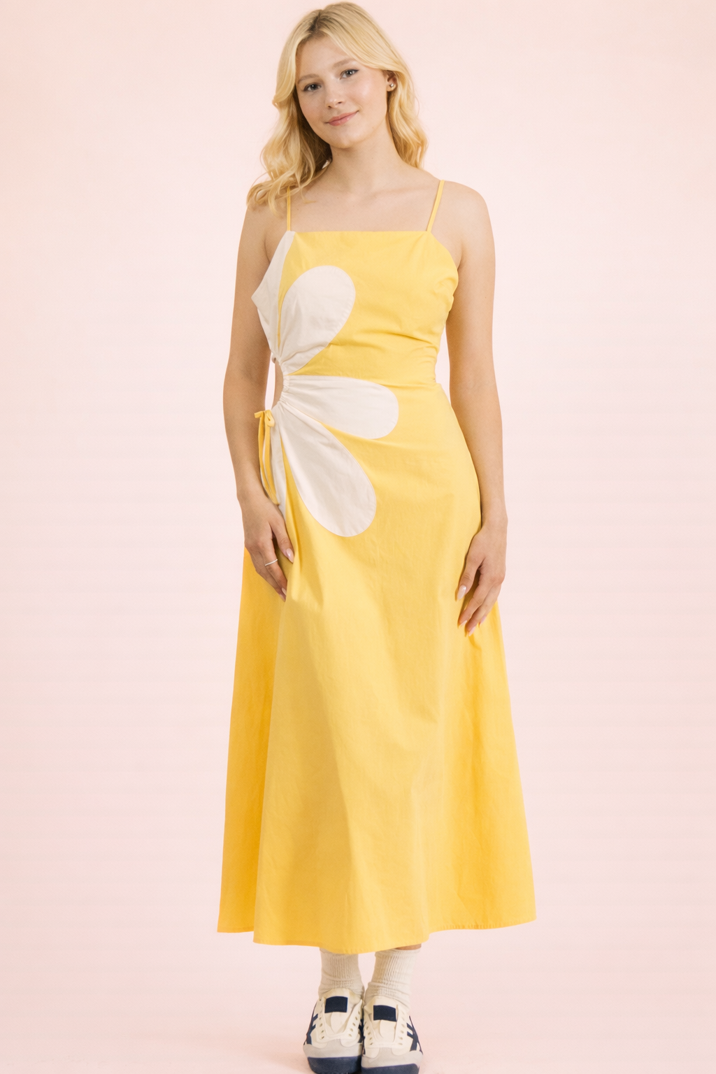 ND32114-Side Cutout Floral Detail Resort Midi Dress