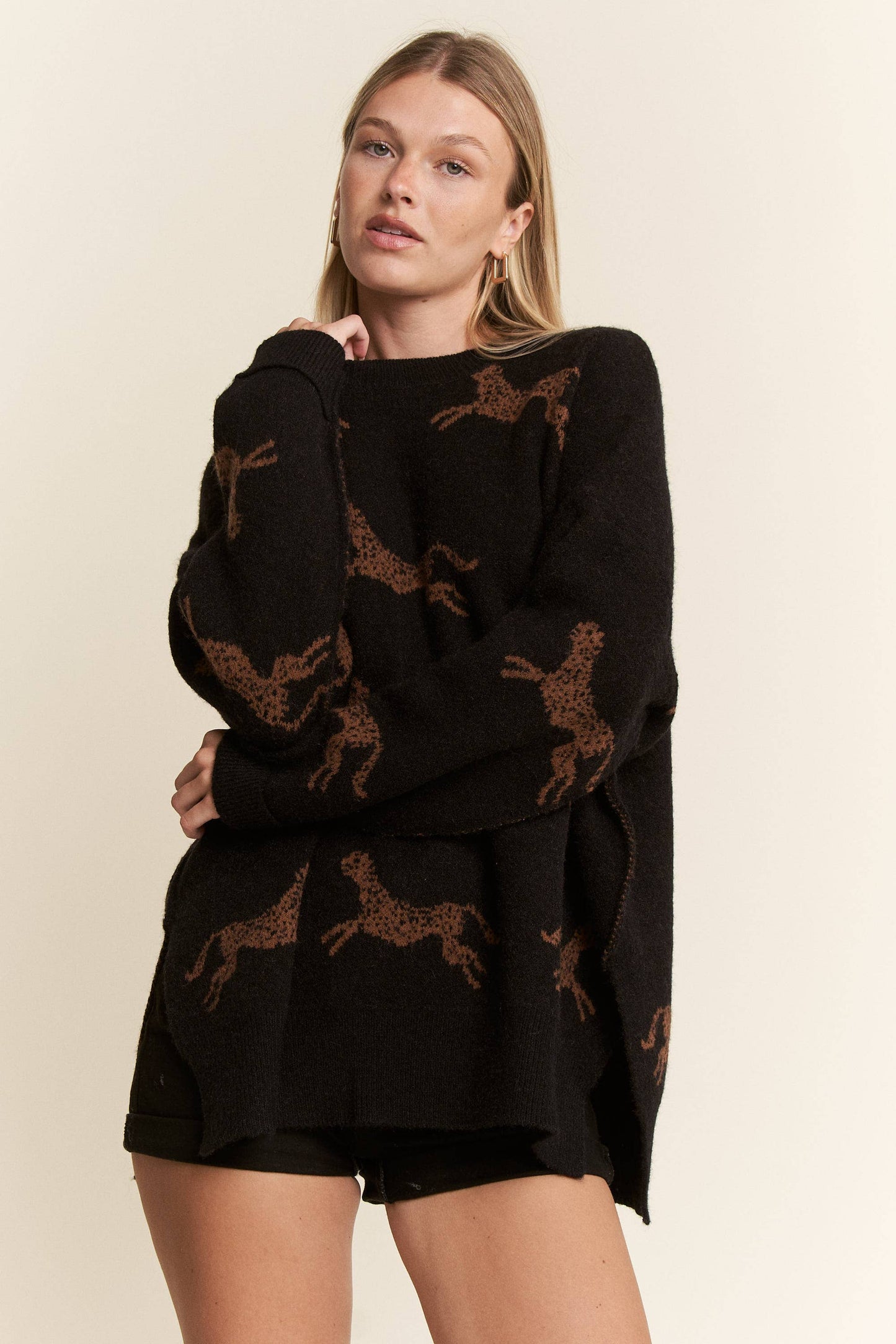 CHEETAH DESIGN KNIT SWEATER