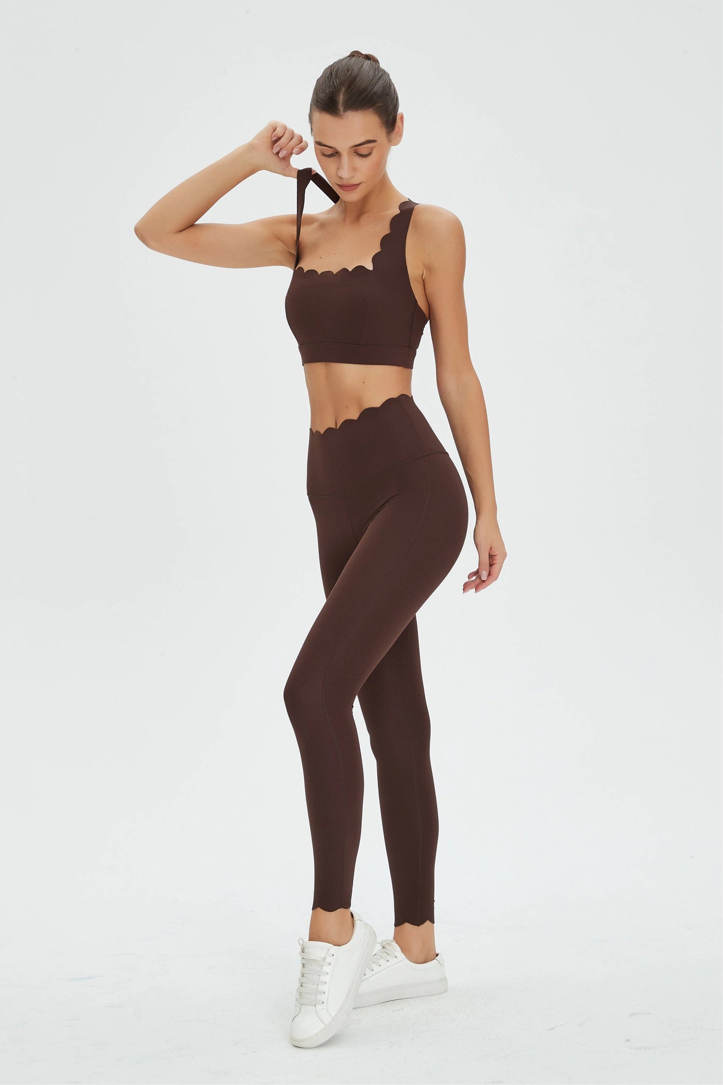 Sylvie Lycra® Scallop Sports Bra & Leggings Set